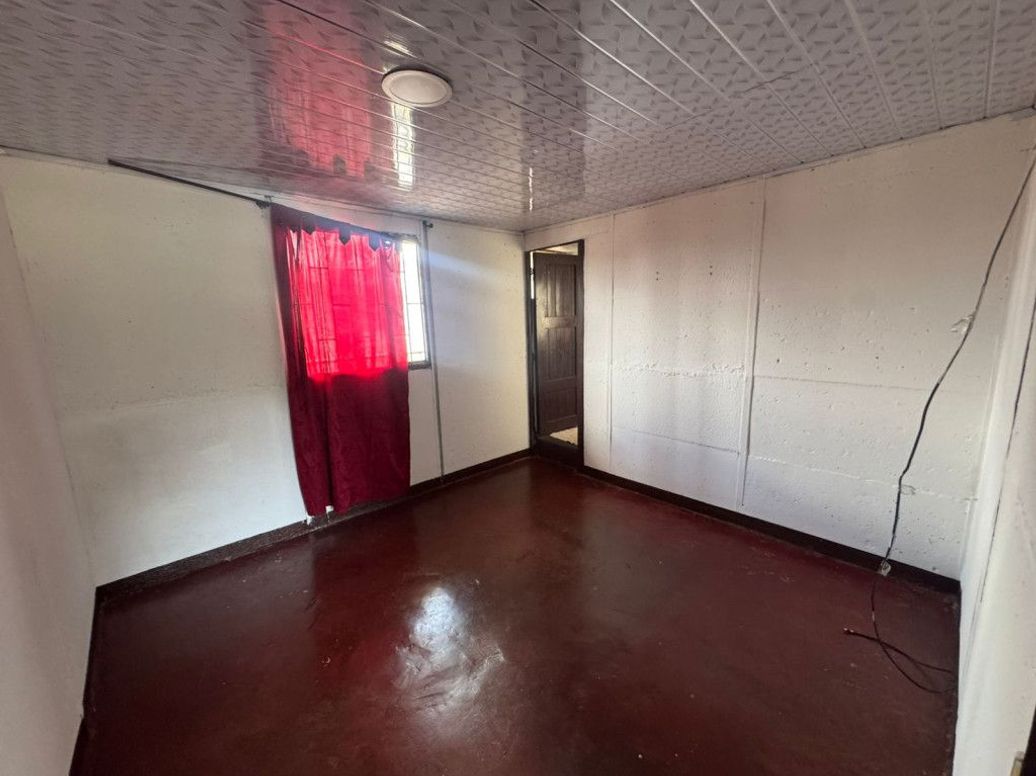 Casa de 9 alcobas en venta en Canada Sector La Guira Et. Ii, Bogotá, 250 m² · foto 2 de 18