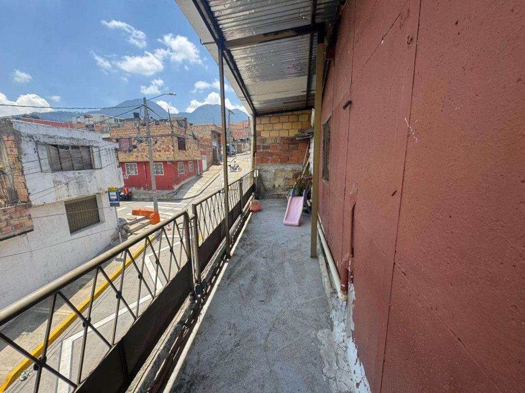 Casa de 9 alcobas en venta en Canada Sector La Guira Et. Ii, Bogotá, 250 m² · foto 18 de 18