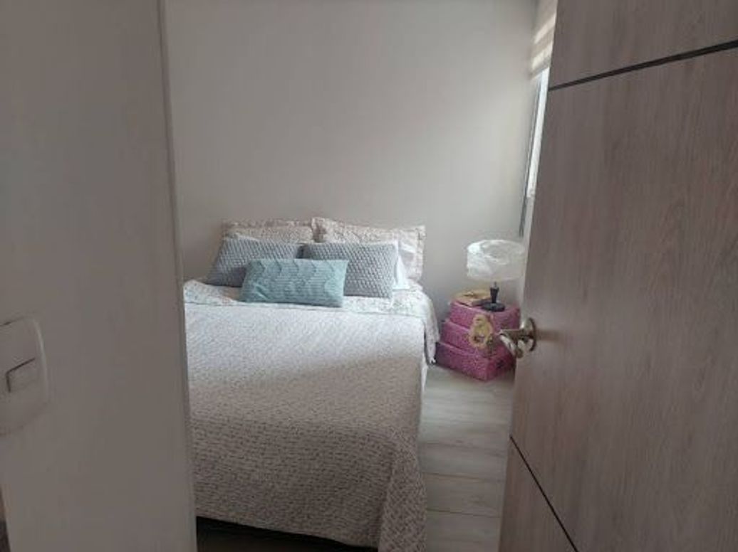 Apartamento de 2 alcobas en venta en Castilla La Nueva, Bogotá, 40 m² · foto 12 de 18