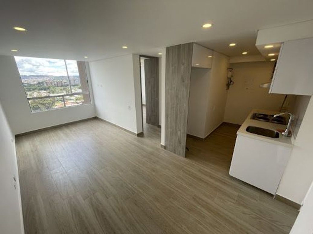 Apartamento de 1 alcoba en venta en La Granja Norte, Bogotá, 30 m² · foto 3 de 11