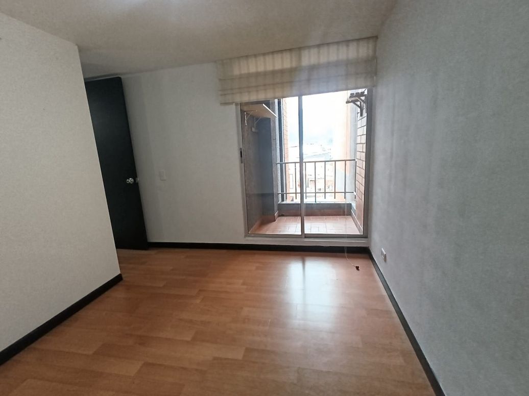 Apartamento de 3 alcobas en venta en Toberin, Bogotá, 64 m² · foto 7 de 14