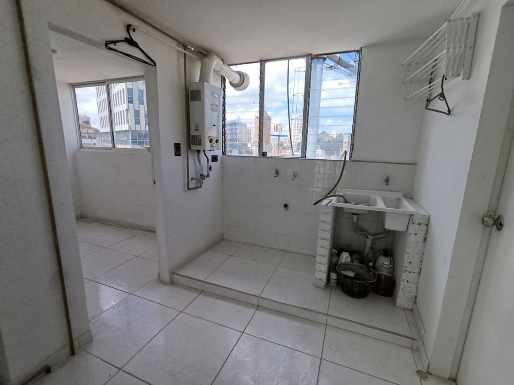 Apartamento de 3 alcobas en venta en La Soledad, Bogotá, 135 m² · foto 14 de 20