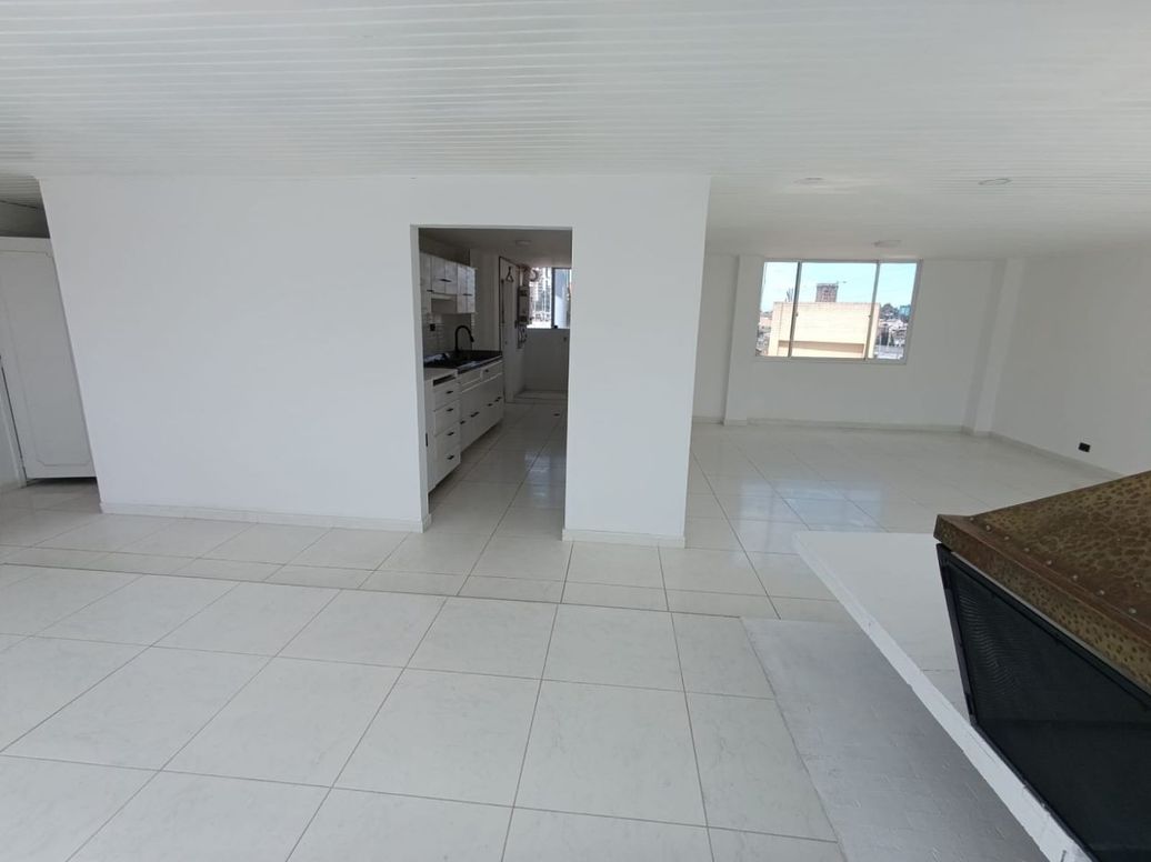 Apartamento de 3 alcobas en venta en La Soledad, Bogotá, 135 m² · foto 8 de 20
