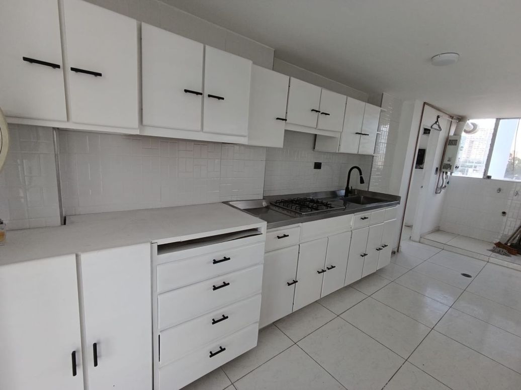 Apartamento de 3 alcobas en venta en La Soledad, Bogotá, 135 m² · foto 13 de 20