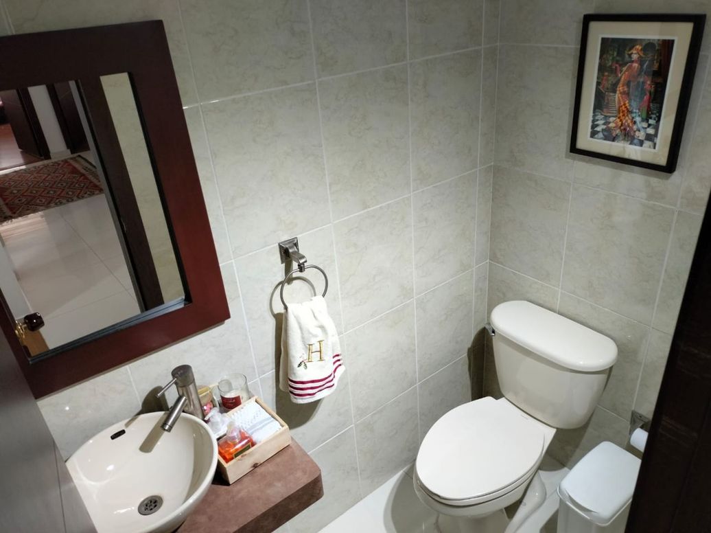 Apartamento de 3 alcobas en venta en Chico Navarra, Bogotá, 129 m² · foto 8 de 18