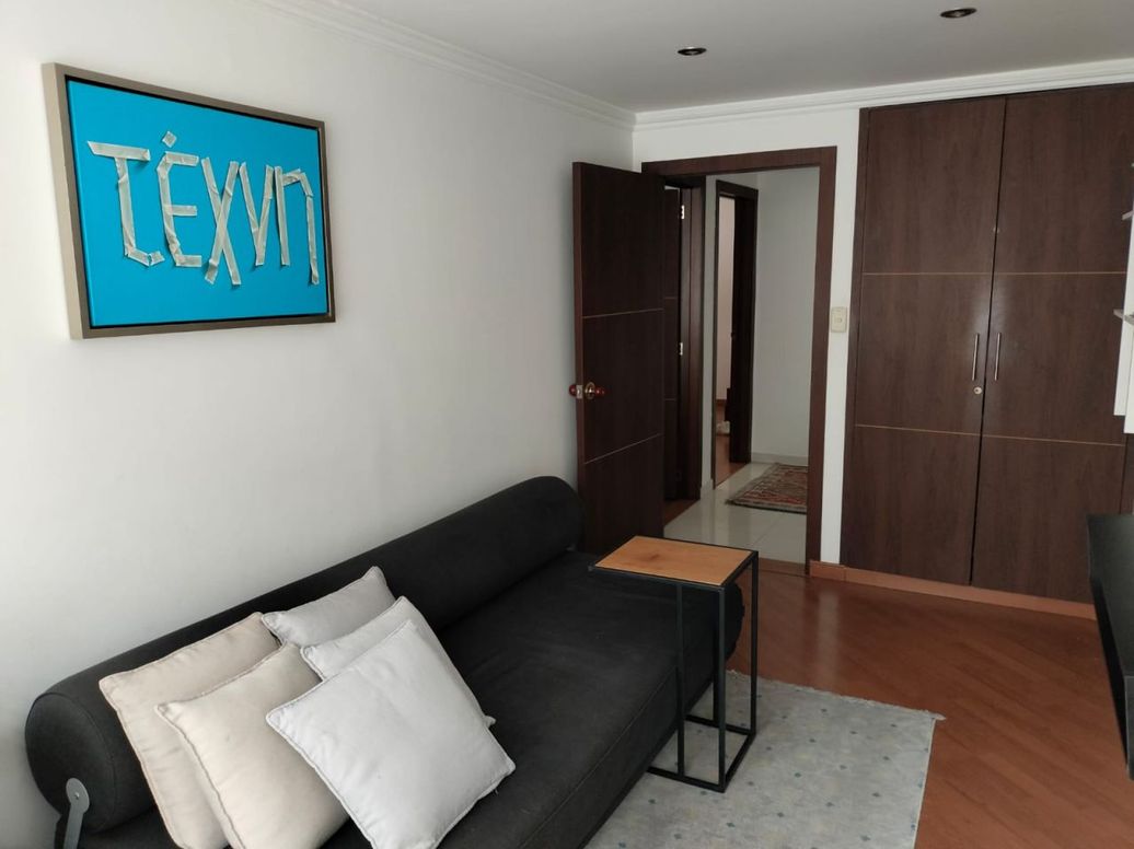 Apartamento de 3 alcobas en venta en Chico Navarra, Bogotá, 129 m² · foto 11 de 18