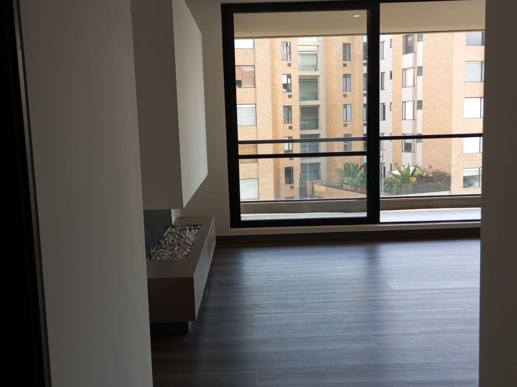 Apartamento de 4 alcobas en venta en Torreladera, Bogotá, 165 m² · foto 2 de 20
