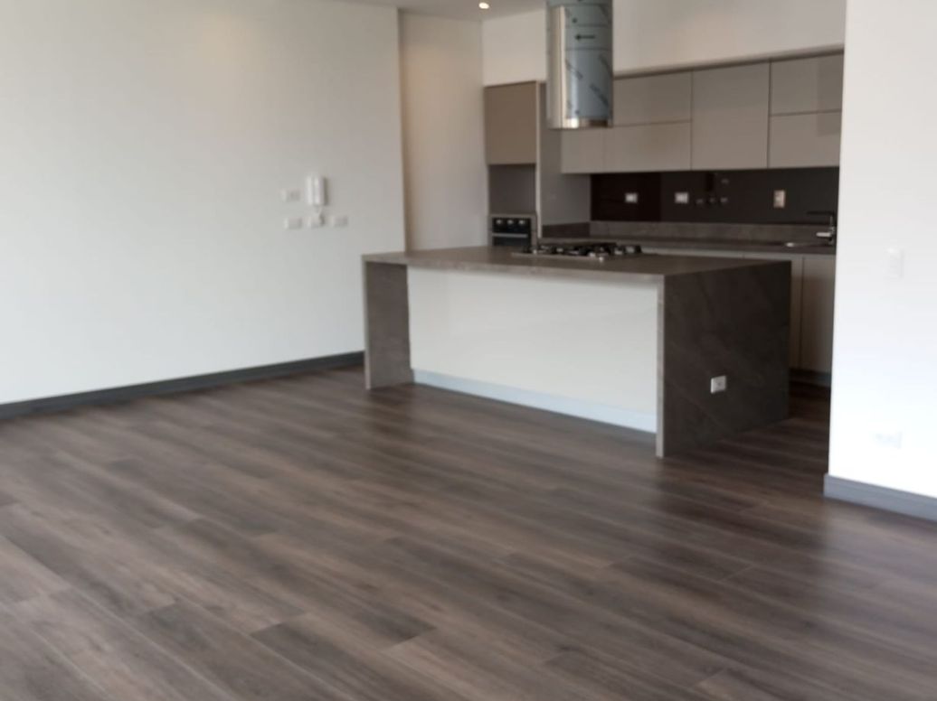 Apartamento de 4 alcobas en venta en Torreladera, Bogotá, 165 m² · foto 3 de 20