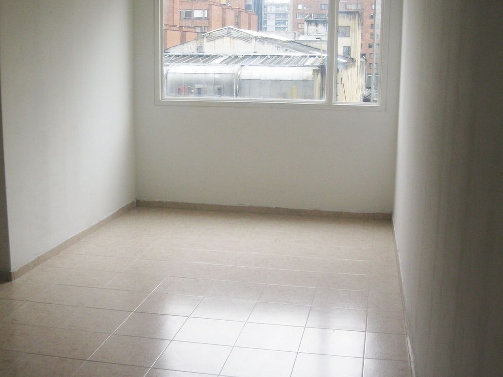 Apartamento de 1 alcoba en venta en La Veracruz, Bogotá, 47 m² · foto 3 de 7