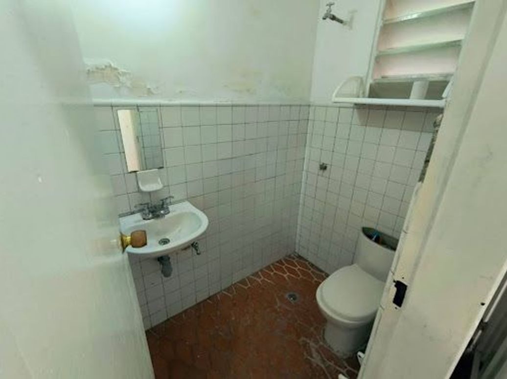 Casa de 9 alcobas en venta en Teusaquillo, Bogotá, 394 m² · foto 19 de 20