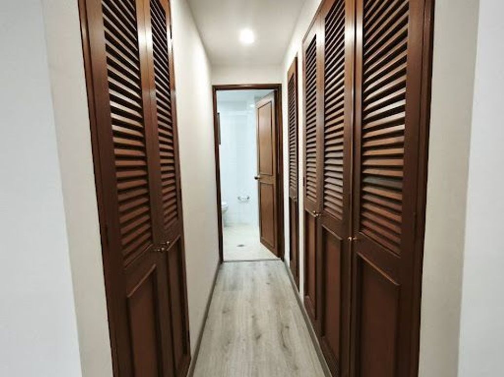 Apartamento de 3 alcobas en venta en Santa Barbara, Bogotá, 88 m² · foto 8 de 13