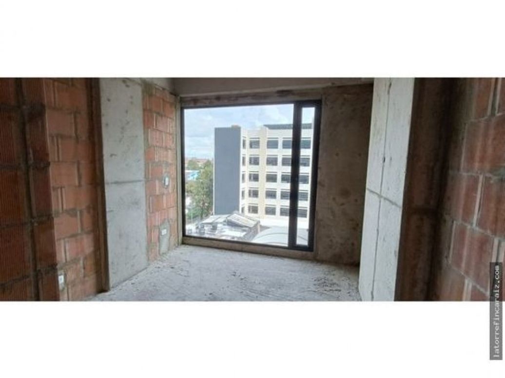 Apartaestudio en venta en Chico, Bogotá, 17 m² · foto 3 de 5