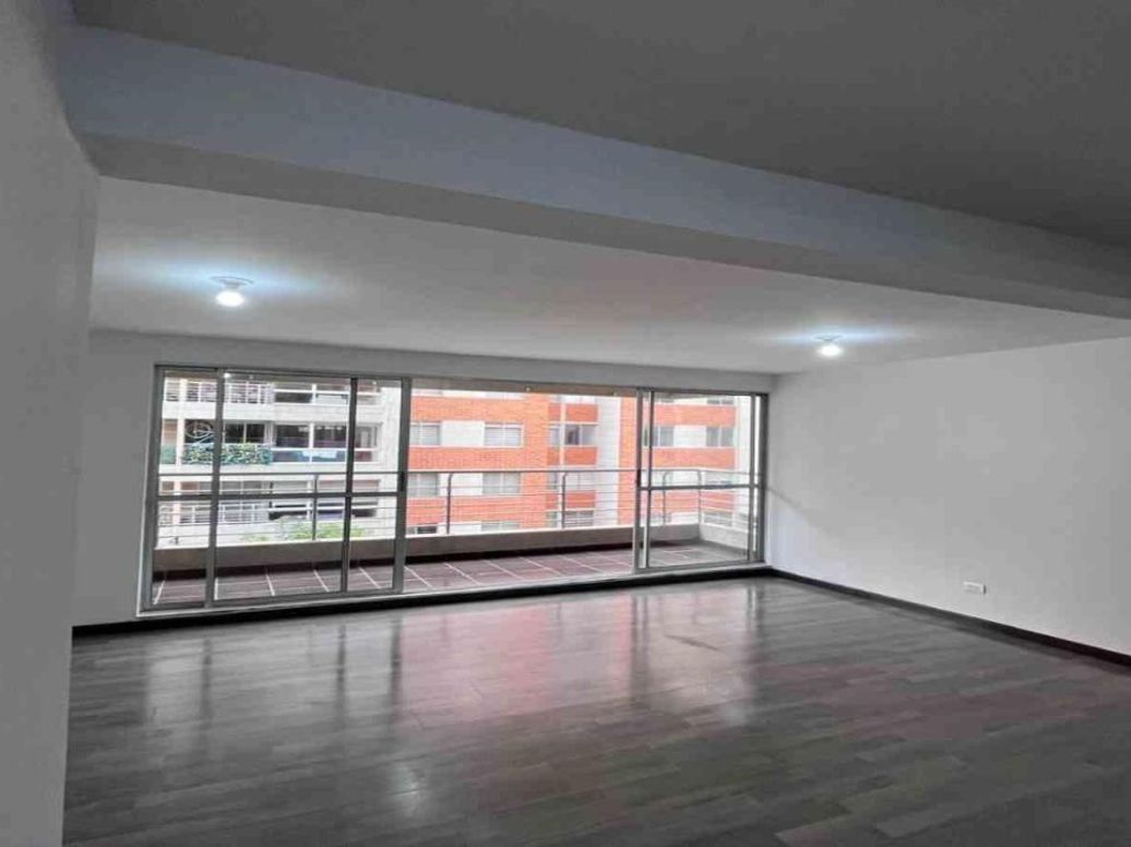 Apartamento de 3 alcobas en venta en Tintala, Bogotá, 85 m² · foto 2 de 20