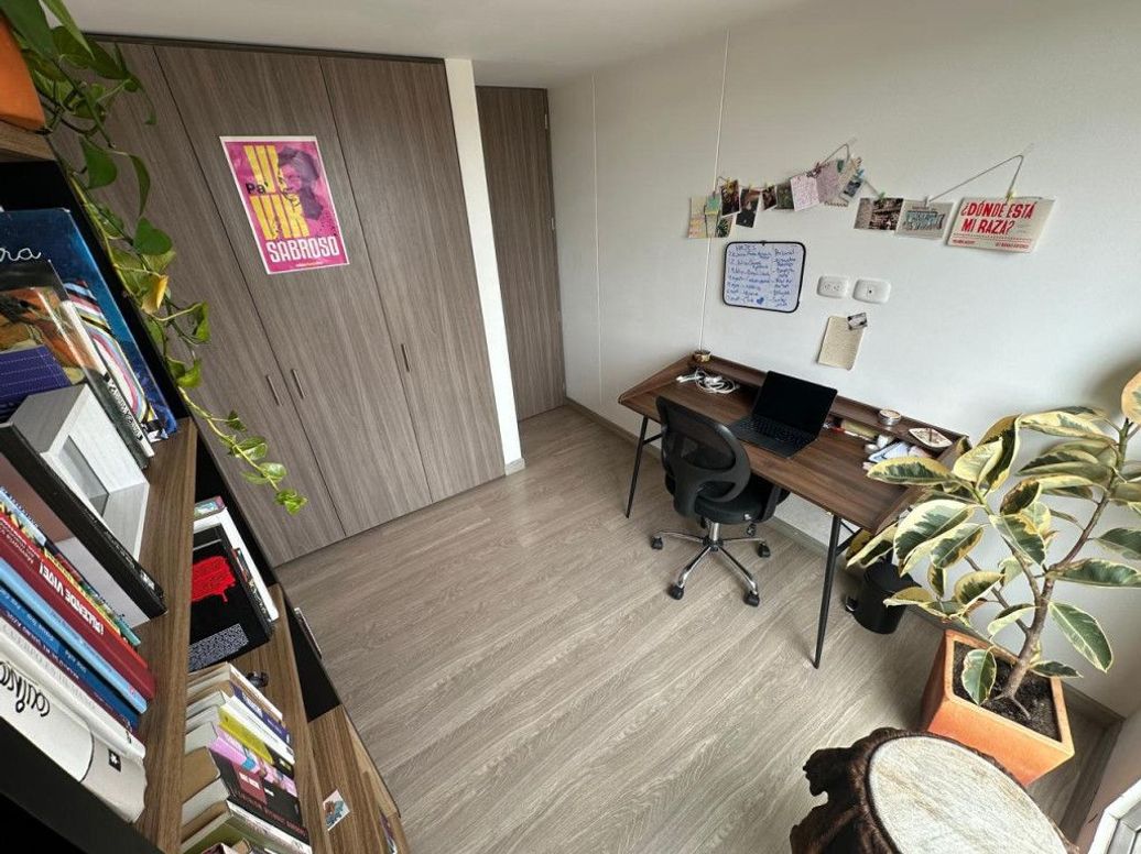Apartamento de 3 alcobas en venta en Las Ferias, Bogotá, 89 m² · foto 7 de 10