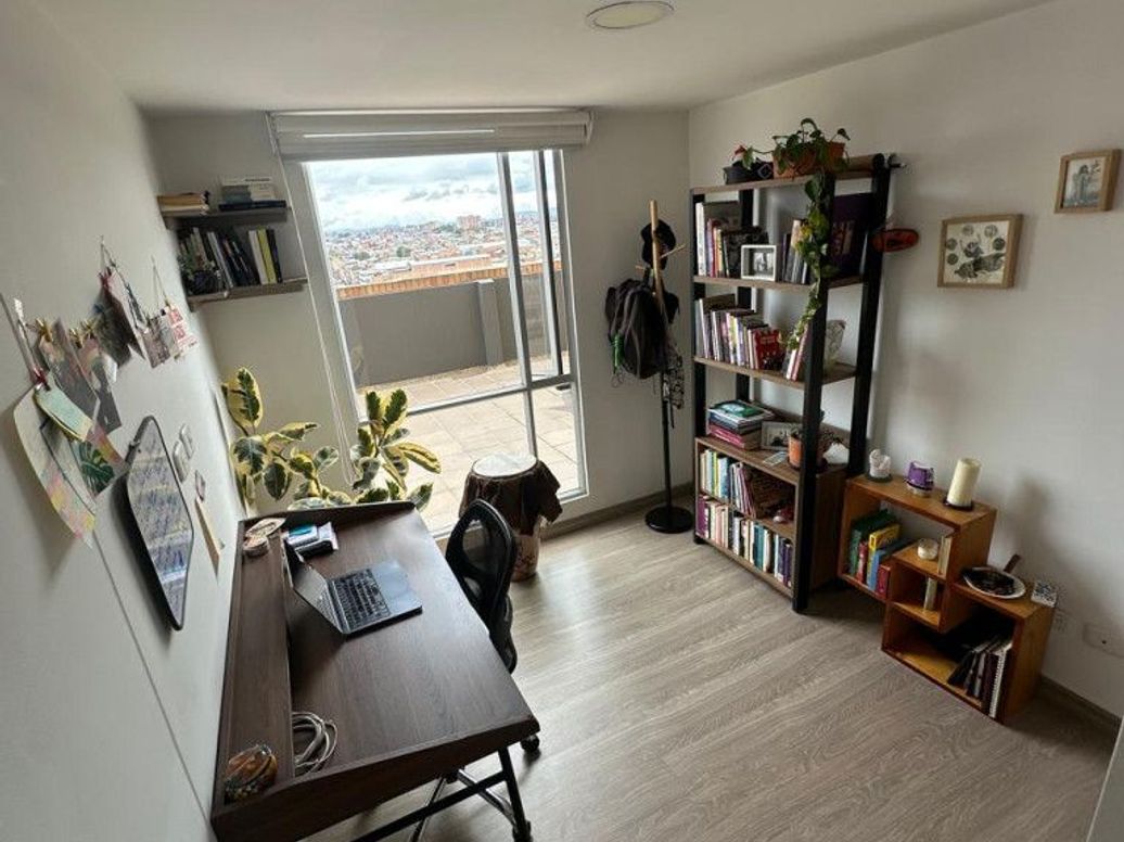 Apartamento de 3 alcobas en venta en Las Ferias, Bogotá, 89 m² · foto 6 de 10