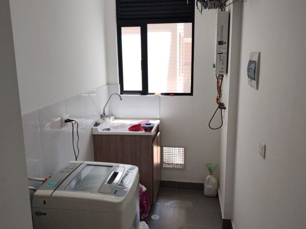 Apartamento de 3 alcobas en venta en Cantalejo, Bogotá, 110 m² · foto 4 de 20