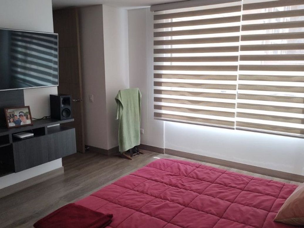 Apartamento de 3 alcobas en venta en Cantalejo, Bogotá, 110 m² · foto 2 de 20