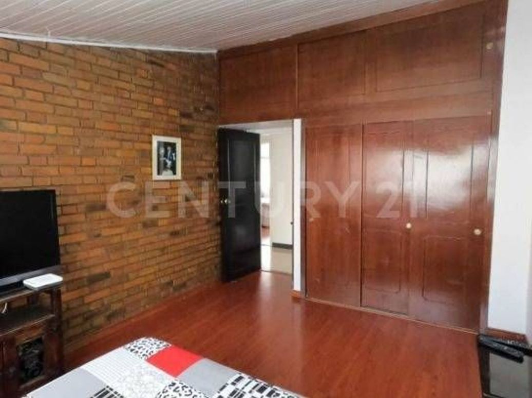 Casa de 4 alcobas en venta en Niza, Bogotá, 241 m² · foto 11 de 20