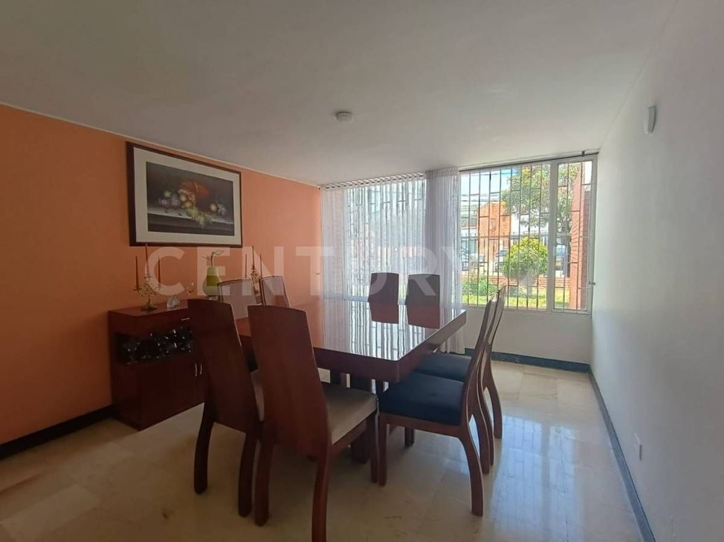 Casa de 4 alcobas en venta en Niza, Bogotá, 241 m² · foto 6 de 20