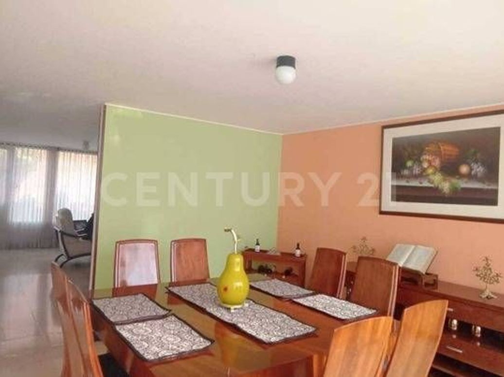 Casa de 4 alcobas en venta en Niza, Bogotá, 241 m² · foto 5 de 20