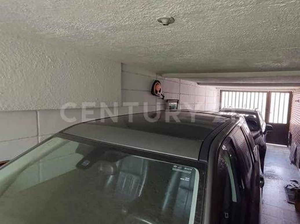 Casa de 4 alcobas en venta en Niza, Bogotá, 241 m² · foto 18 de 20