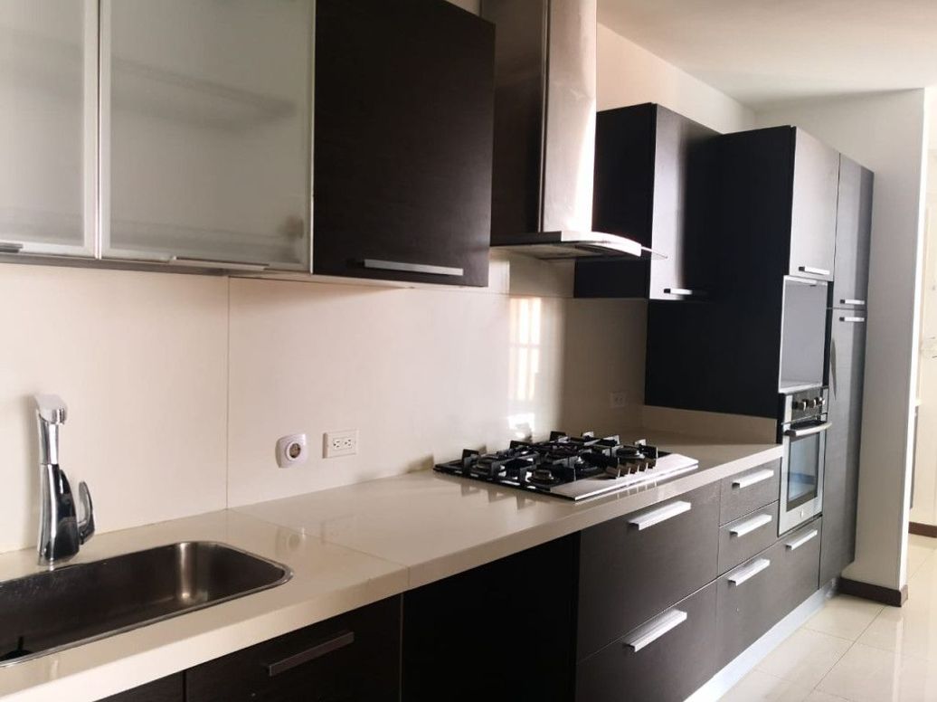 Apartamento de 3 alcobas en venta en Molinos Norte, Bogotá, 153 m² · foto 5 de 20