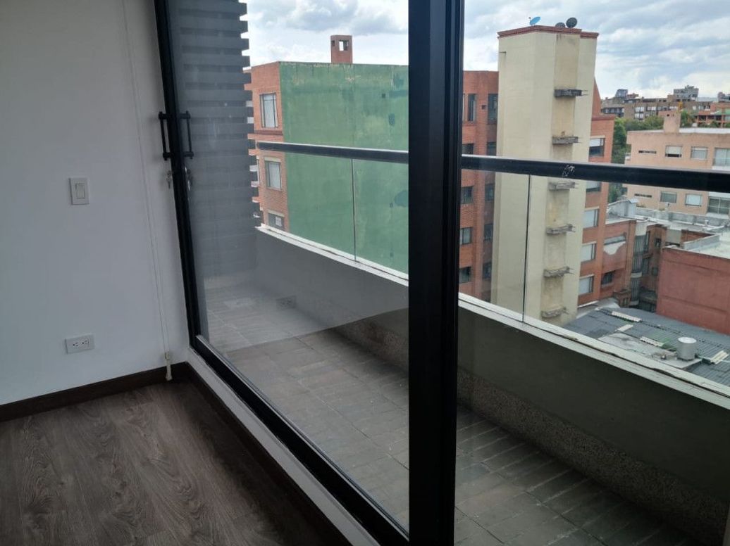 Apartamento de 3 alcobas en venta en Molinos Norte, Bogotá, 153 m² · foto 2 de 20