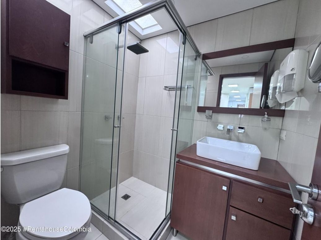 Casa de 5 alcobas en venta en Cedritos, Bogotá, 240 m² · foto 11 de 20