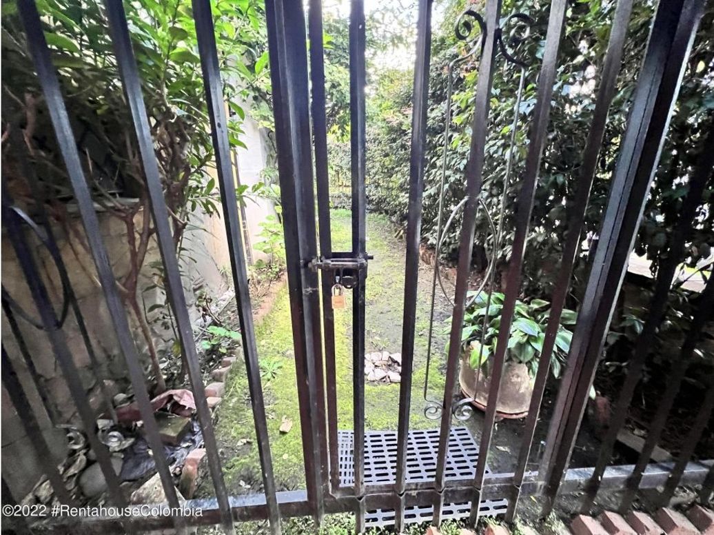 Casa de 11 alcobas en venta en San Luis, Bogotá, 590 m² · foto 20 de 20