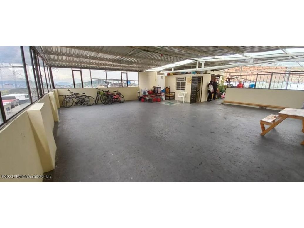 Casa de 8 alcobas en venta en Camino Viejo De San Cristóbal, Bogotá, 305 m² · foto 20 de 20