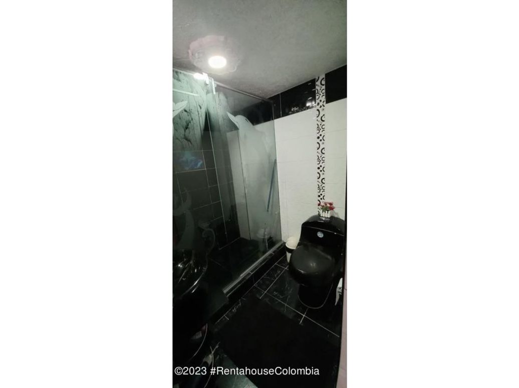 Casa de 8 alcobas en venta en Camino Viejo De San Cristóbal, Bogotá, 305 m² · foto 8 de 20