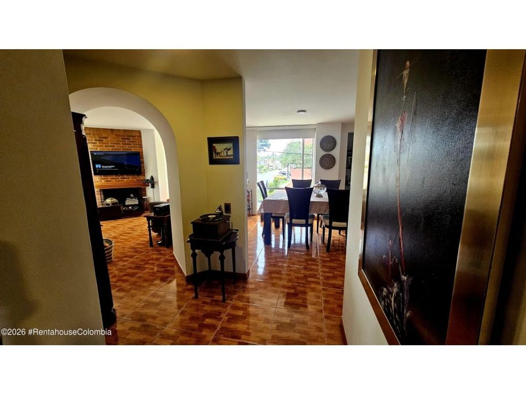 Apartamento de 3 alcobas en venta en Villa Magdala, Bogotá, 124 m² · foto 4 de 20