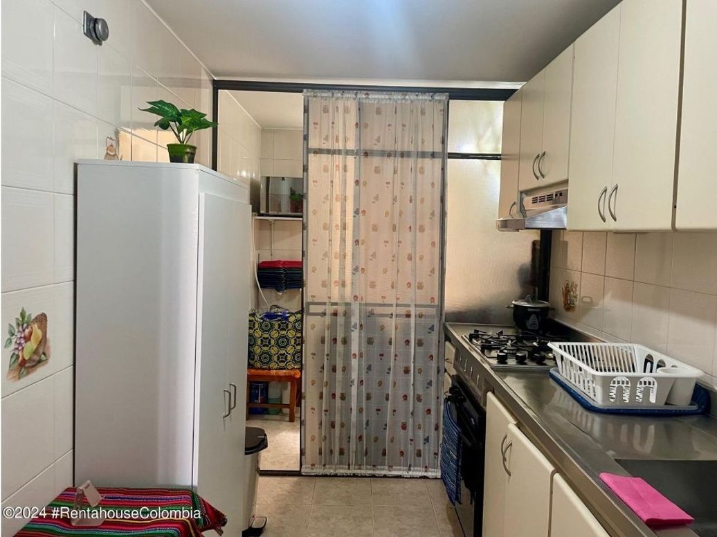 Apartamento de 3 alcobas en venta en Villa Magdala, Bogotá, 87 m² · foto 14 de 20