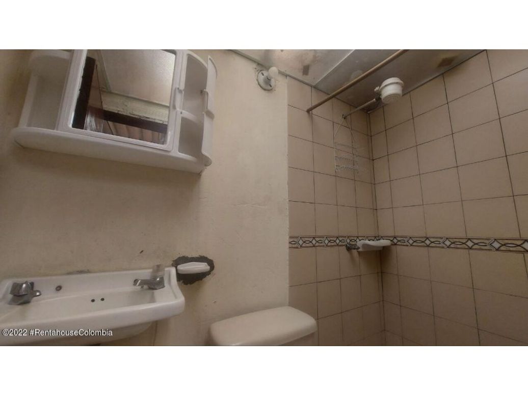 Casa de 7 alcobas en venta en Villa Elisa, Bogotá, 154 m² · foto 13 de 20