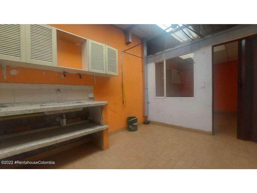 Casa de 7 alcobas en venta en Villa Elisa, Bogotá, 154 m² · foto 11 de 20