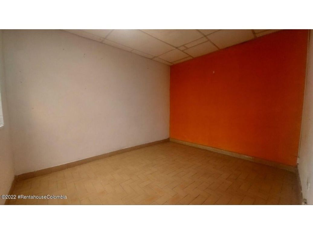 Casa de 7 alcobas en venta en Villa Elisa, Bogotá, 154 m² · foto 12 de 20