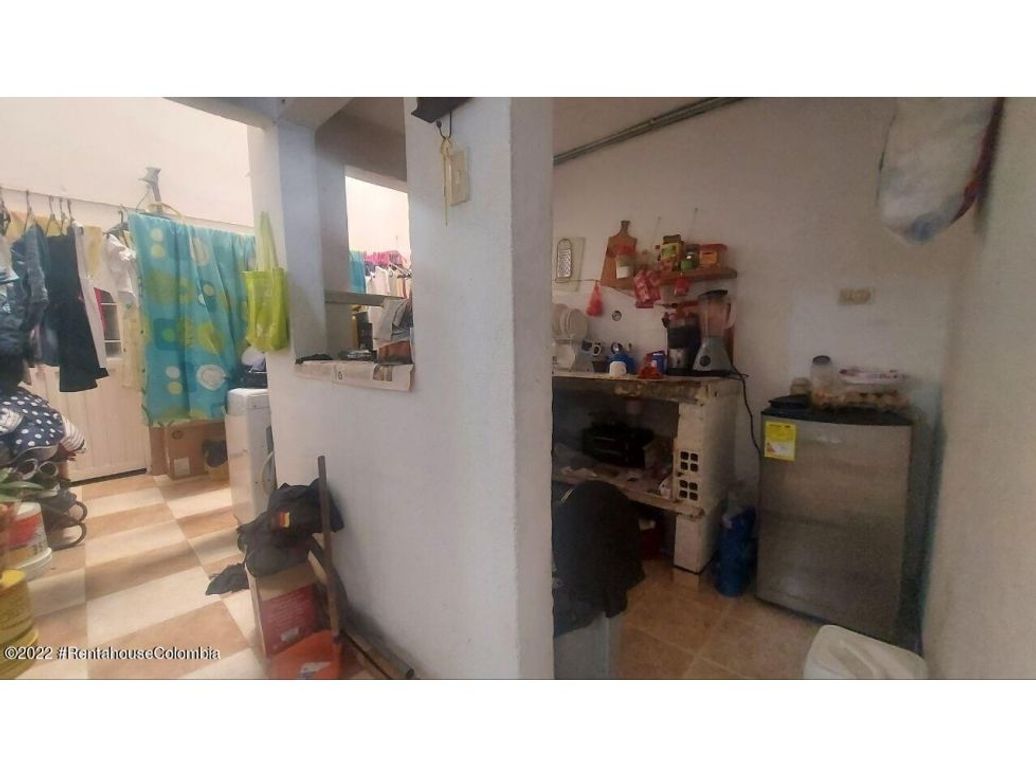 Casa de 7 alcobas en venta en Villa Elisa, Bogotá, 154 m² · foto 4 de 20