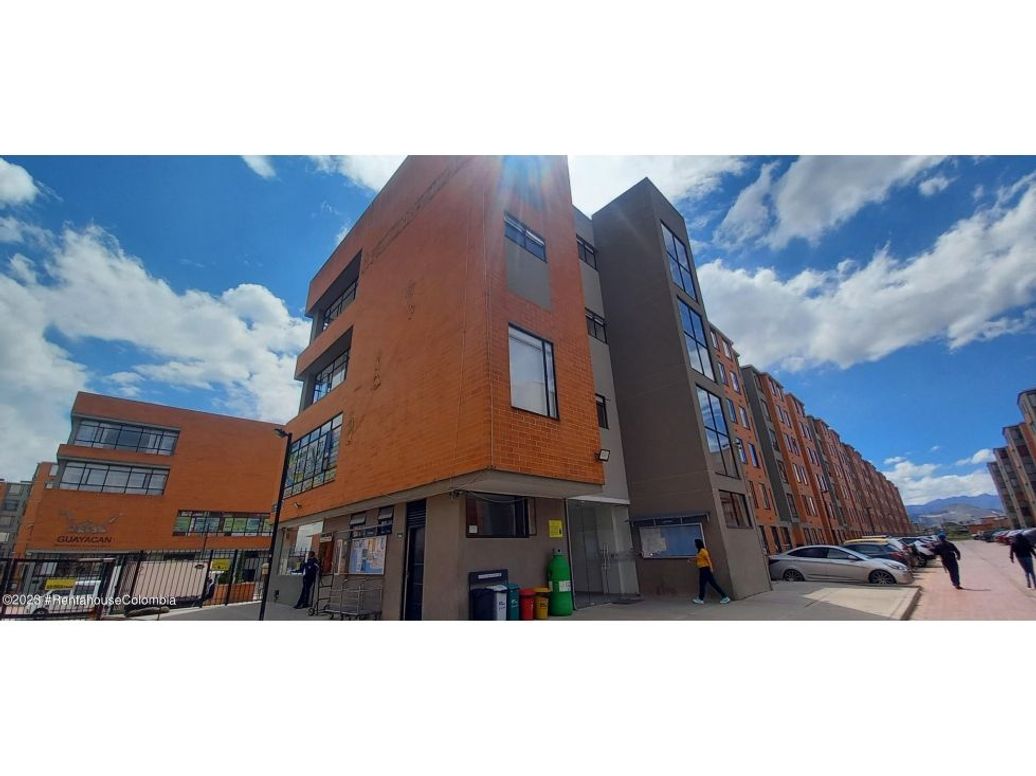 Apartamento de 3 alcobas en venta en San Bernardino, Bogotá, 48 m² · foto 18 de 19