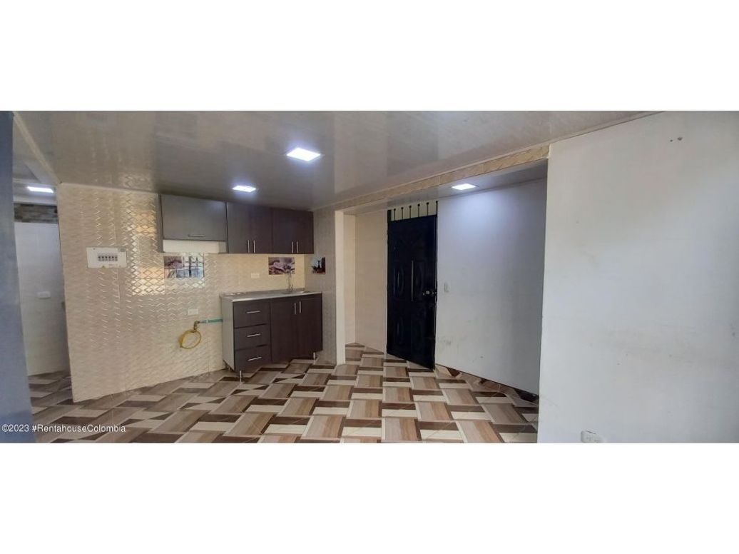 Apartamento de 3 alcobas en venta en San Bernardino, Bogotá, 48 m² · foto 3 de 19