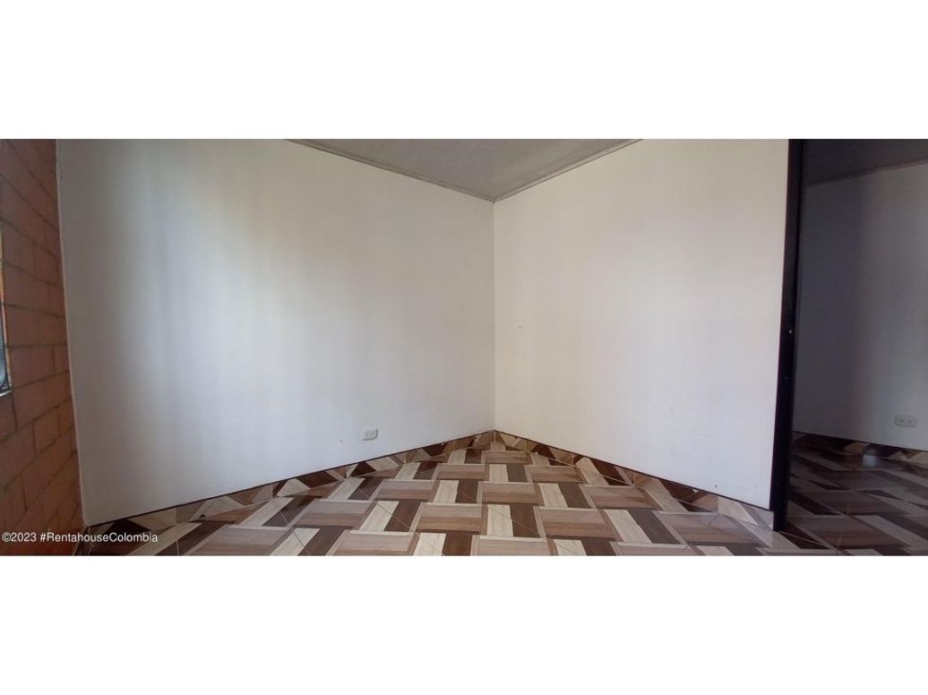 Apartamento de 3 alcobas en venta en San Bernardino, Bogotá, 48 m² · foto 8 de 19