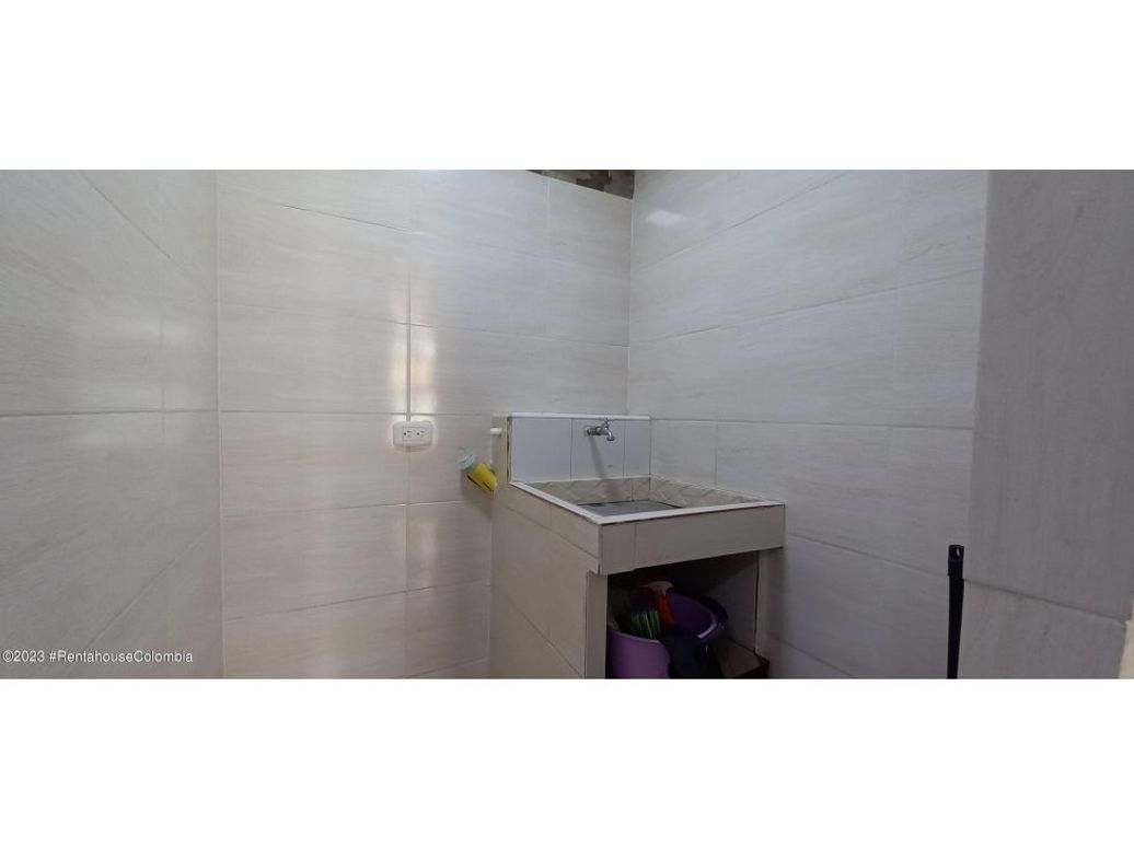 Apartamento de 3 alcobas en venta en San Bernardino, Bogotá, 48 m² · foto 12 de 19