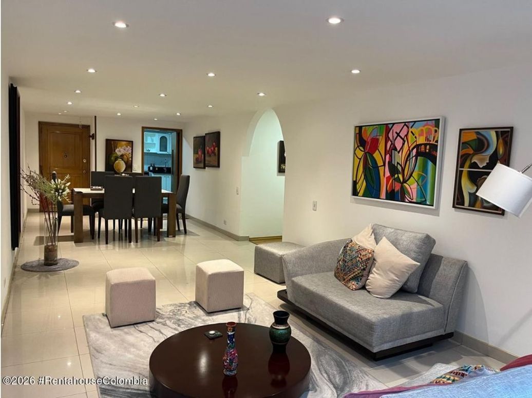Apartamento de 3 alcobas en venta en Chico, Bogotá, 116 m² · foto 4 de 20
