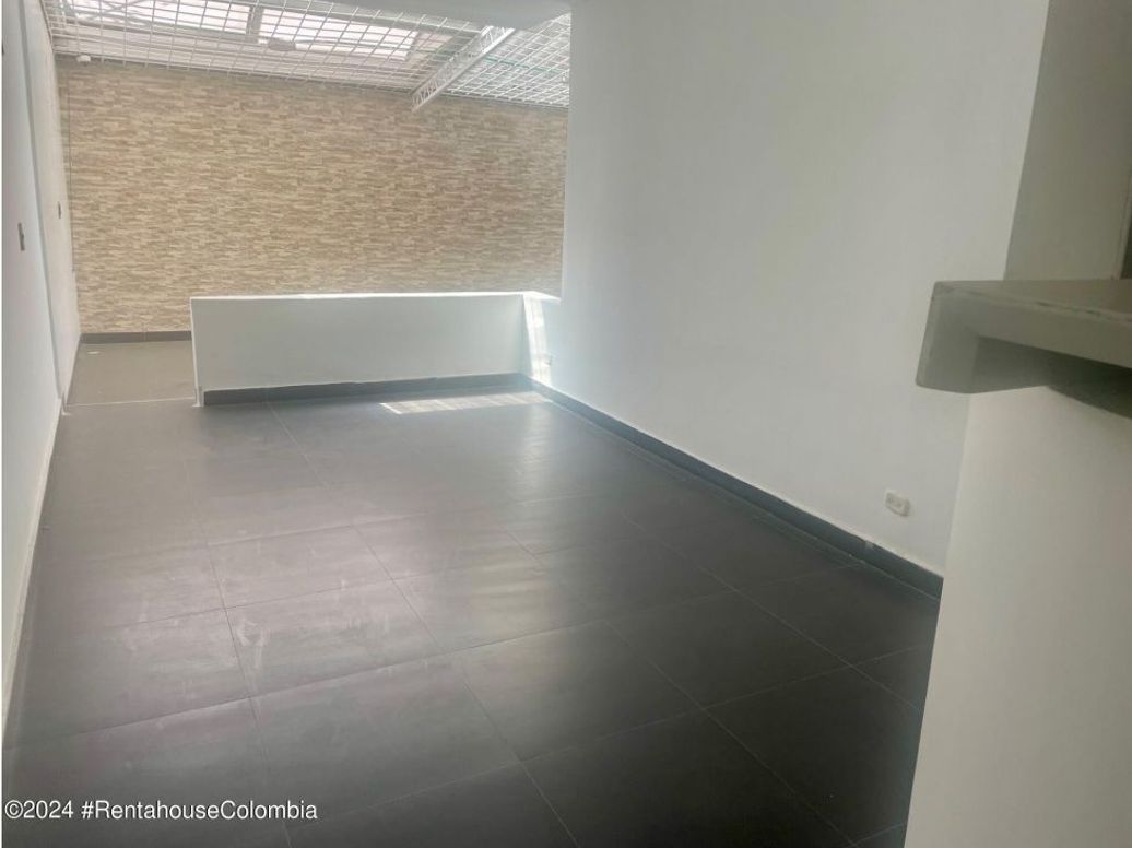 Casa de 1 alcoba en venta en Villa Magdala, Bogotá, 450 m² · foto 6 de 20