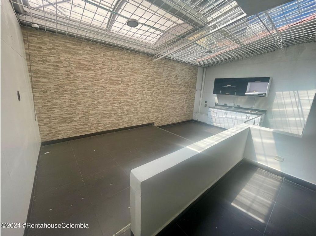 Casa de 1 alcoba en venta en Villa Magdala, Bogotá, 450 m² · foto 7 de 20