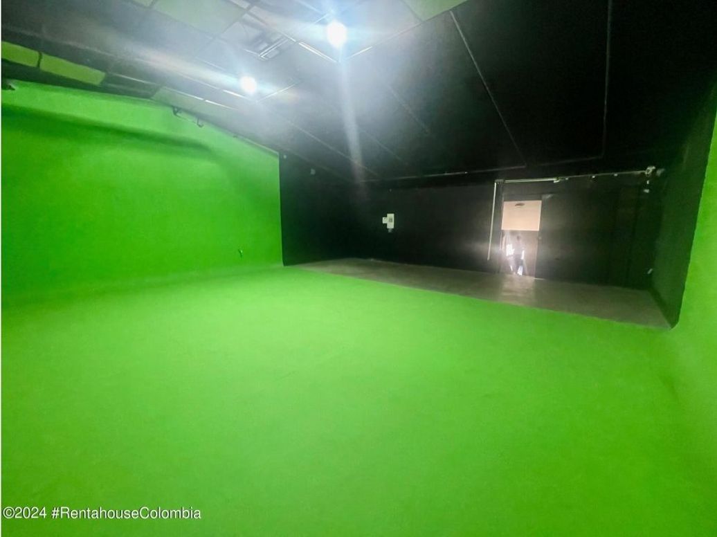 Casa de 1 alcoba en venta en Villa Magdala, Bogotá, 450 m² · foto 13 de 20