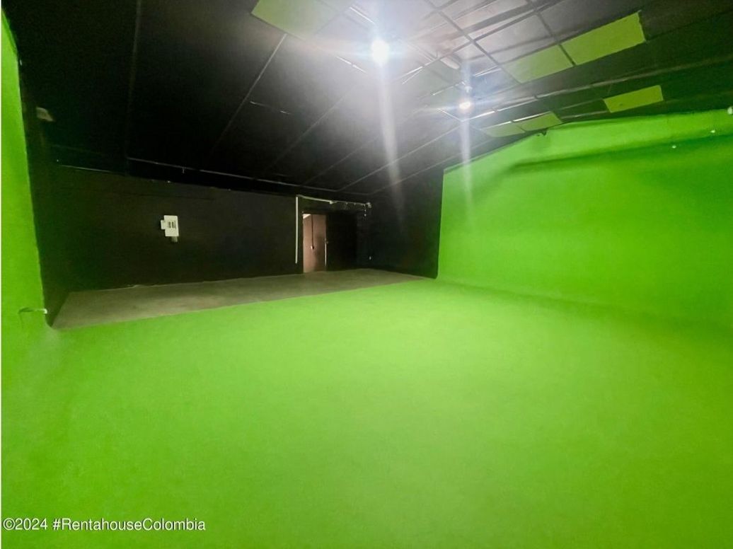 Casa de 1 alcoba en venta en Villa Magdala, Bogotá, 450 m² · foto 14 de 20