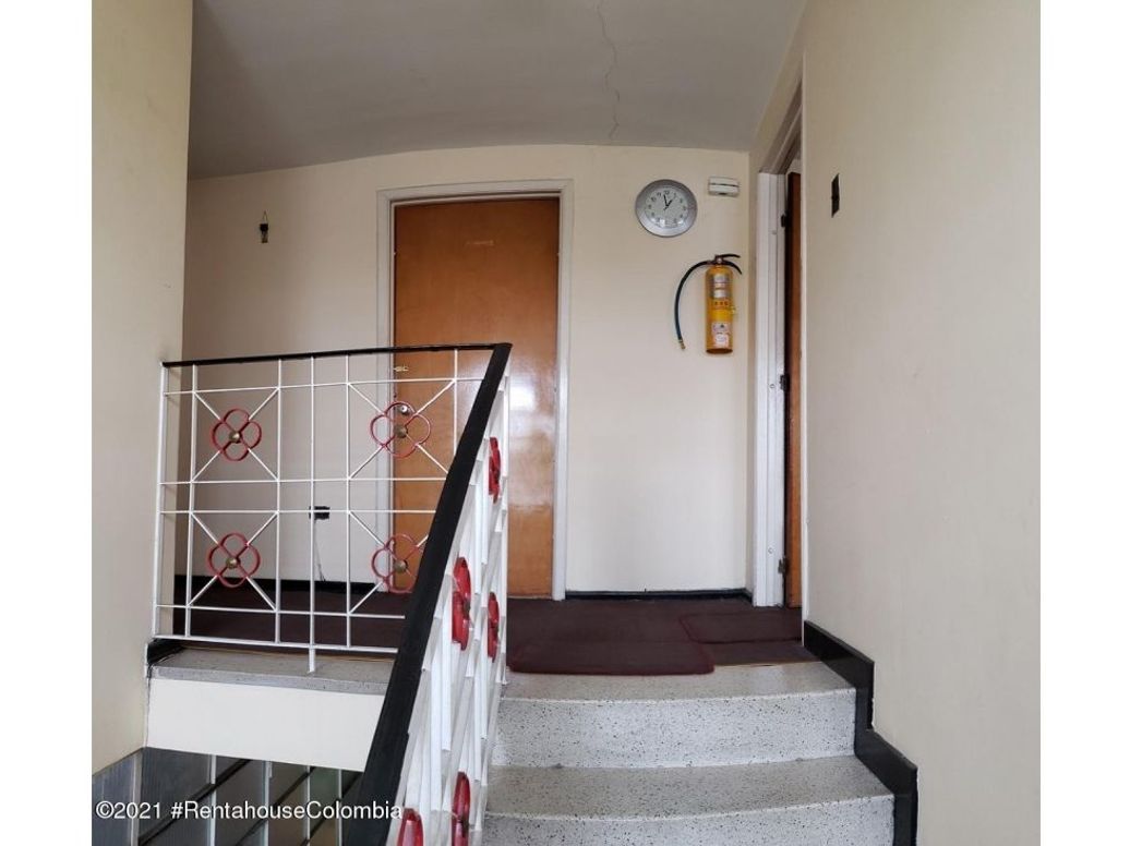 Casa de 5 alcobas en venta en La Aurora, Bogotá, 156 m² · foto 5 de 10