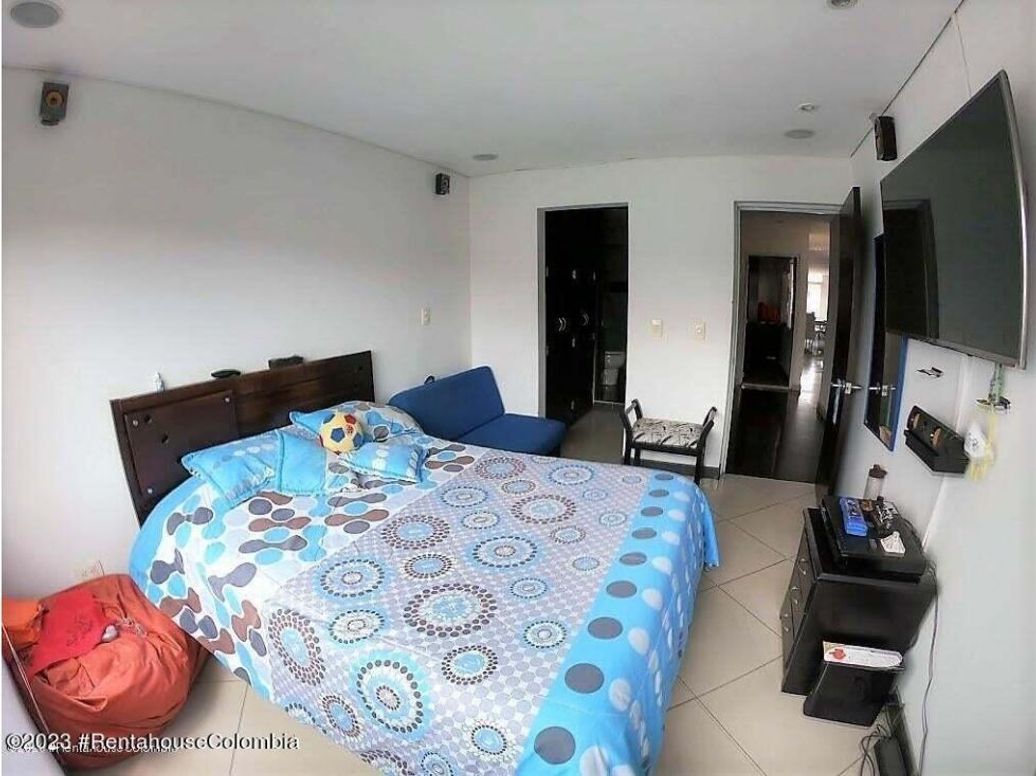 Casa de 10 alcobas en venta en Bonanza, Bogotá, 480 m² · foto 8 de 20