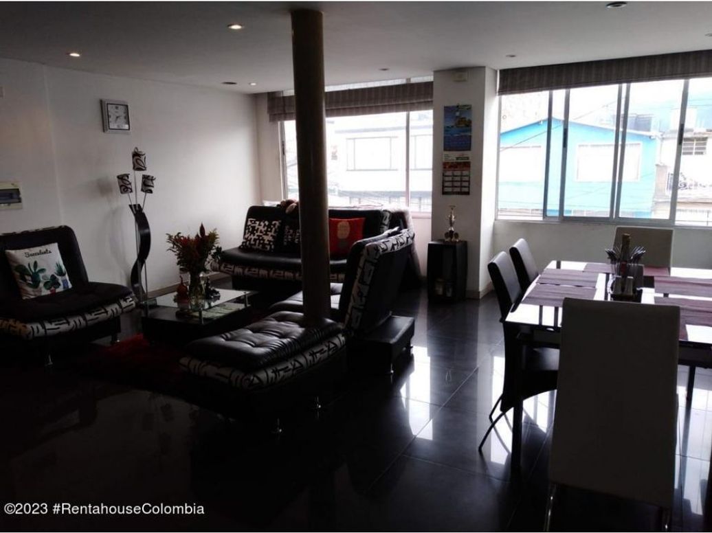 Casa de 10 alcobas en venta en Bonanza, Bogotá, 480 m² · foto 16 de 20