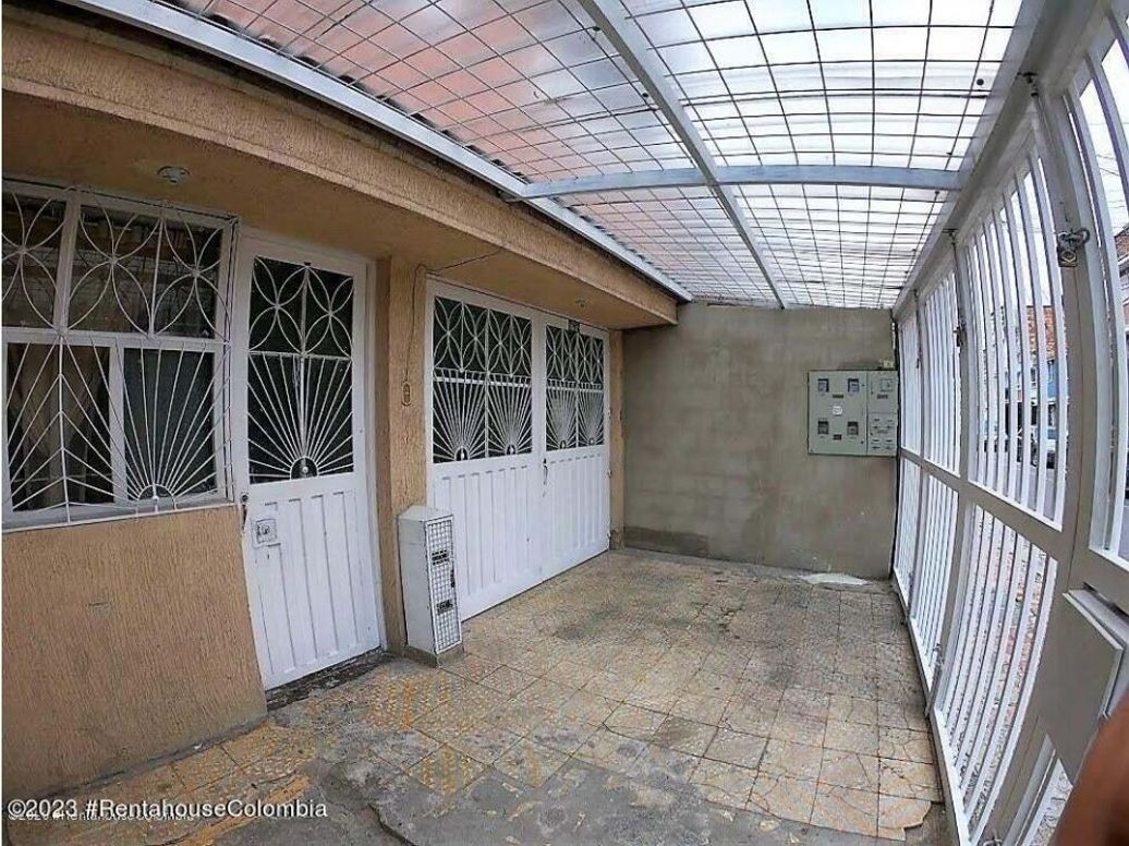 Casa de 10 alcobas en venta en Bonanza, Bogotá, 480 m² · foto 12 de 20
